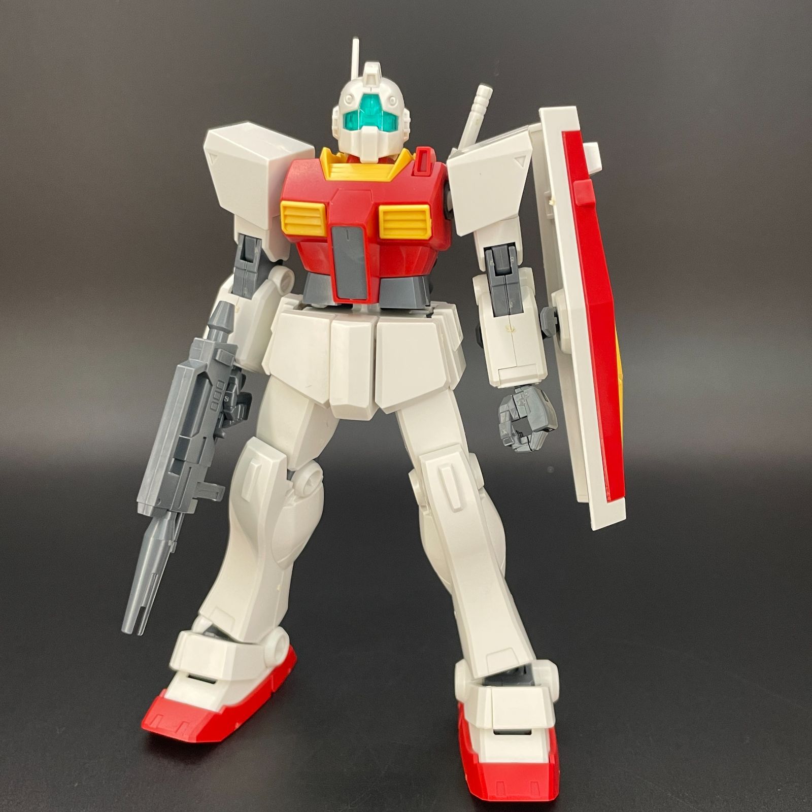 ガンプラ HGUC 1/144ジャンクまとめ 組立完成品 バンダイ BANDAI ガンプラ【中古品/キズ】 HG 1/144 ガイアガンダム 完成品 組立済みMG