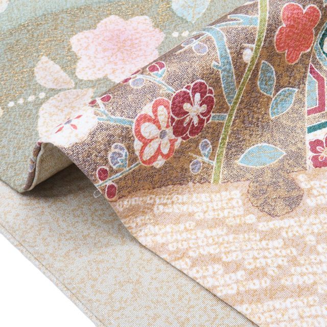 訪問着 着物 中古 正絹 袷 フォーマル 金駒刺繍 花の図 柳染色 多色 金