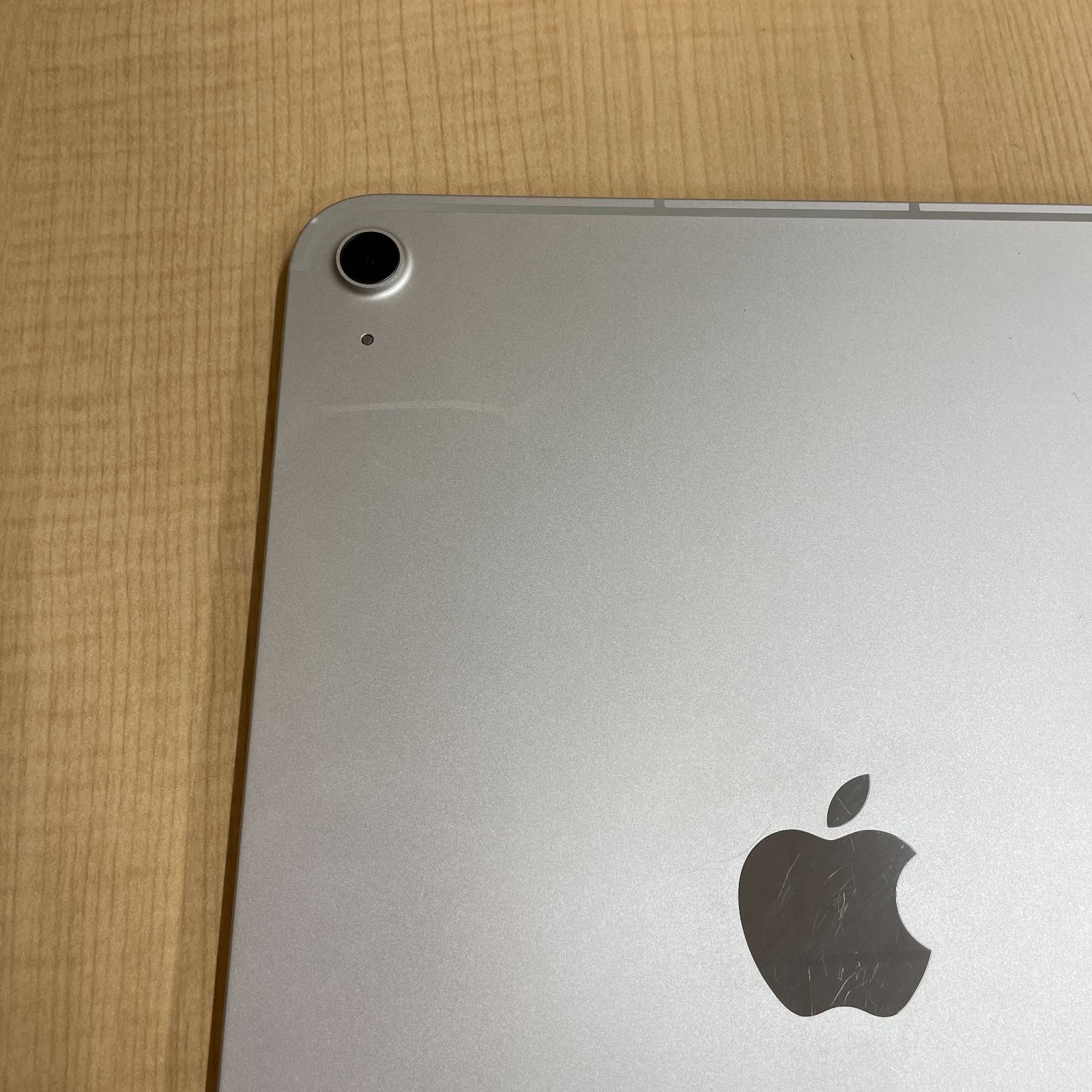 iPad第10世代 本体 64GB セルラー シルバー SoftBank版 SIMフリー