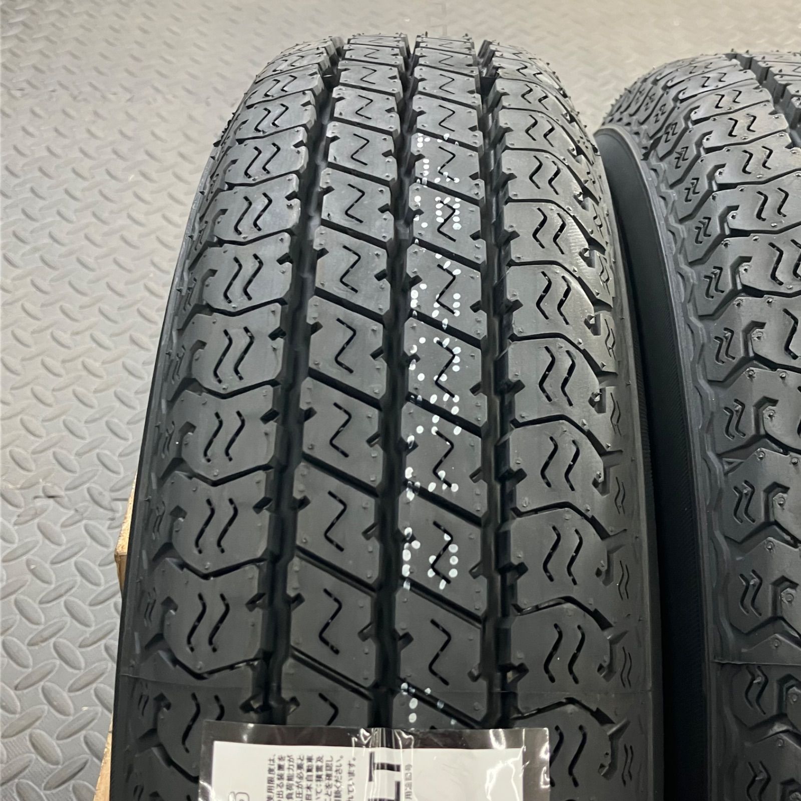 26年製 新品タイヤ 145/80R12 80/78N LT ヨコハマ スーパーバン356(夏
