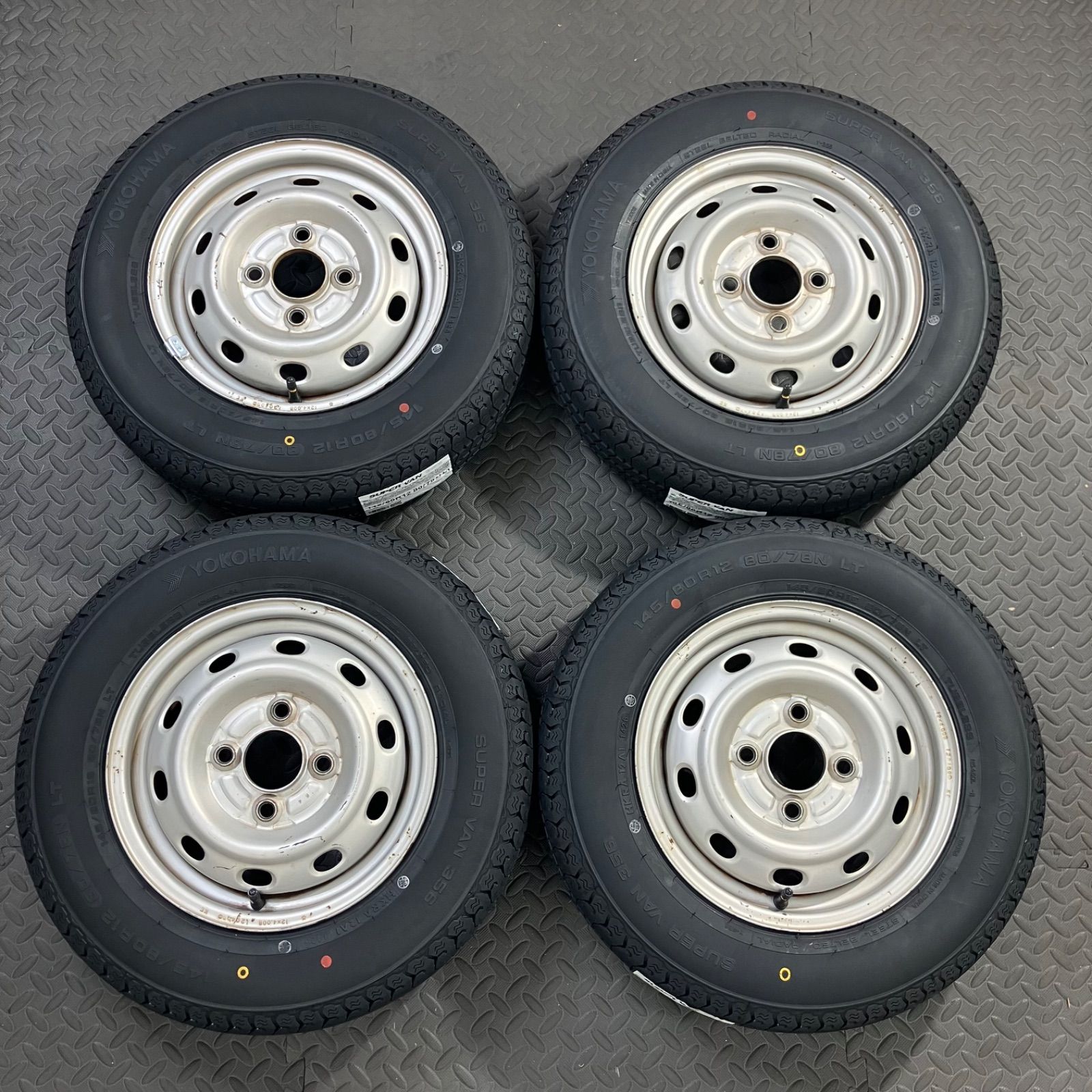 26年製 新品タイヤ 145/80R12 80/78N LT ヨコハマ スーパーバン356(夏