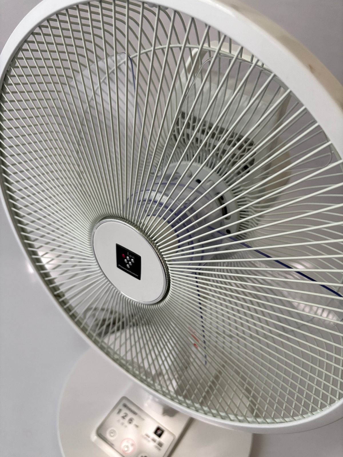 ○シャープ SHARP リビングファン 扇風機 PJ-L3AS-W プラズマ 2300 