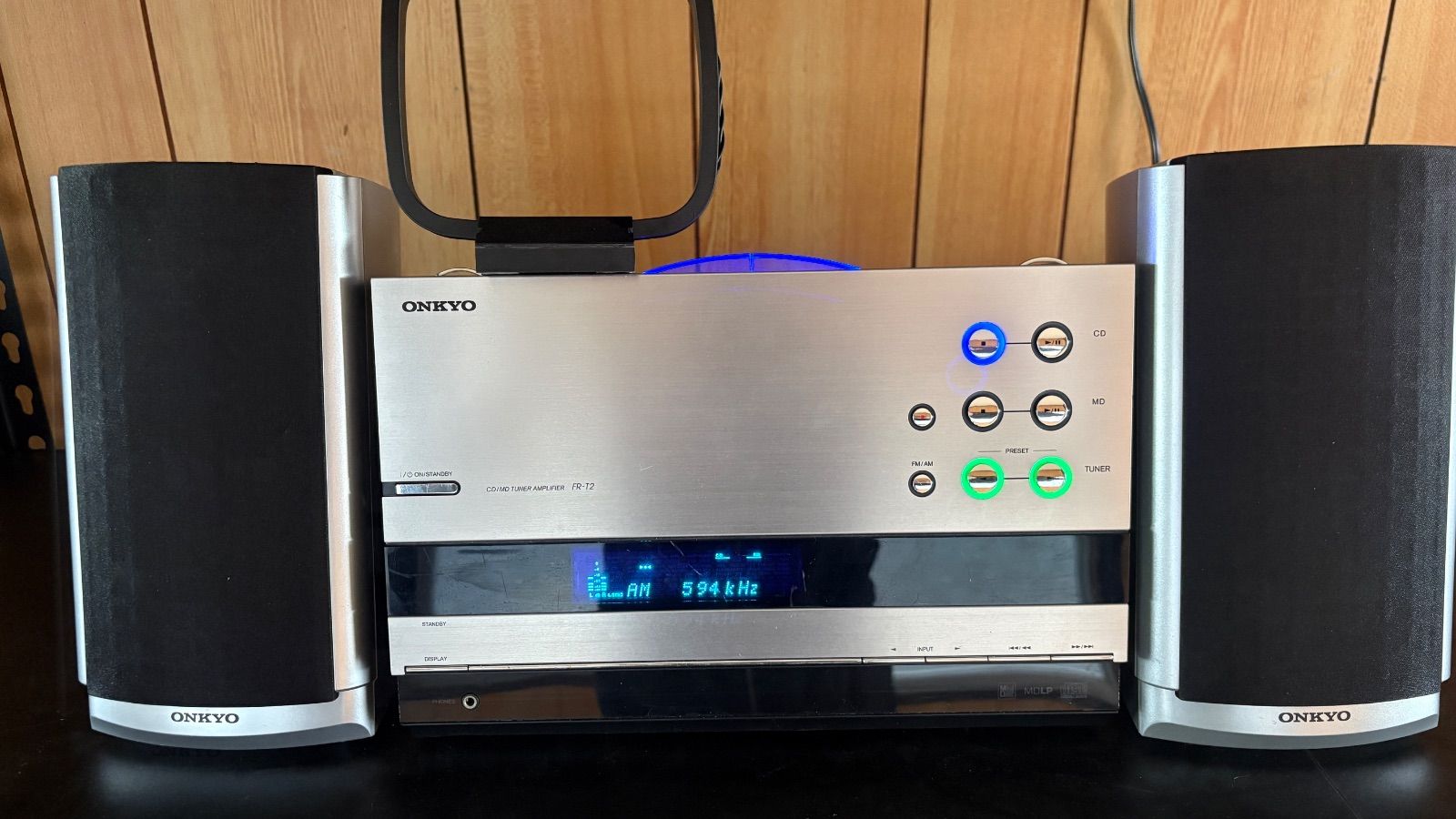 onkyo CR-T2オンキヨー オンキョー スピーカー コンポ Amazon.co.jp: ONKYO コンポ X-T2CR : Electronics