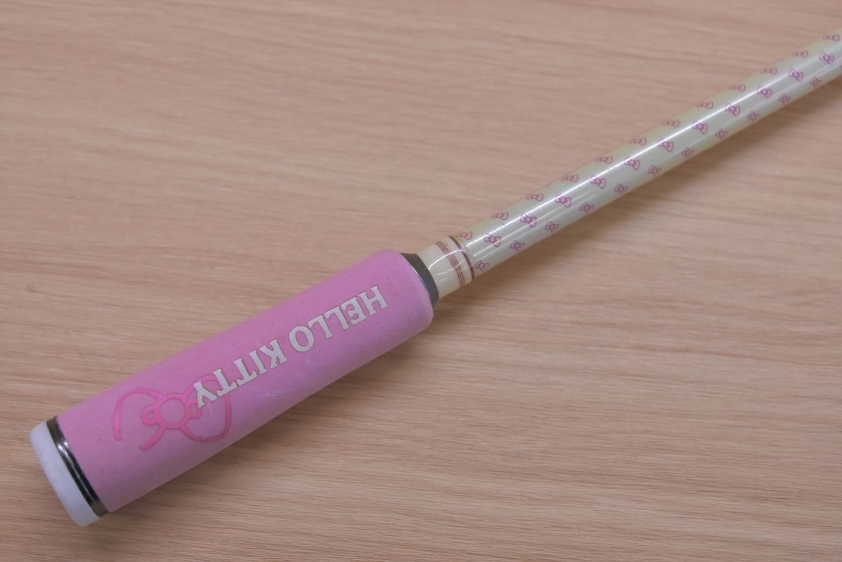 ハローキティ　バスロッド エムオン ハローキティ シーバス 8.4F Hello Kitty SEABASS 8.4F