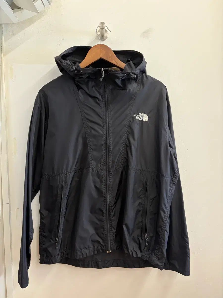 N301 THE NORTH FACE ザノースフェイス ウィンドブレーカー ジャケット