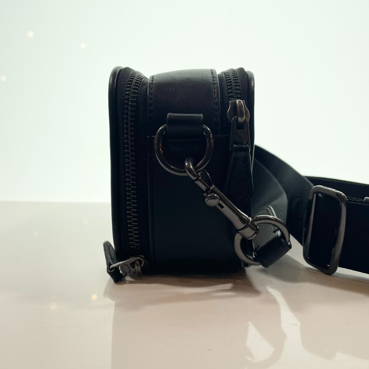 【未使用品】ワイアットベルトバッグ・シグネチャーキャンバス COACH OUTLET｜【公式】ワイアット ベルト バッグ・シグネチャー