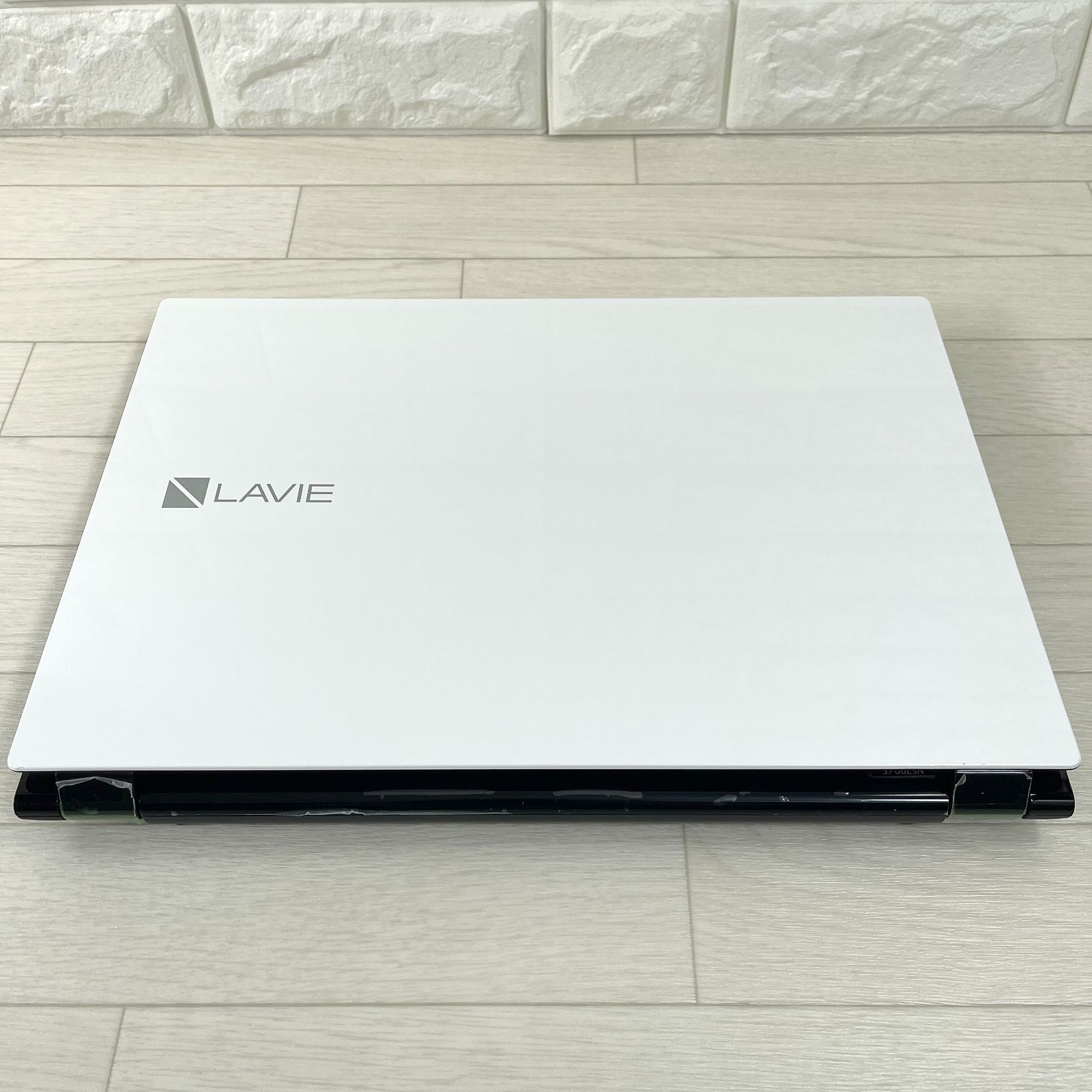 NEC LAVIE i7/16GB/SSD512GB/Win11 美品 - メルカリ