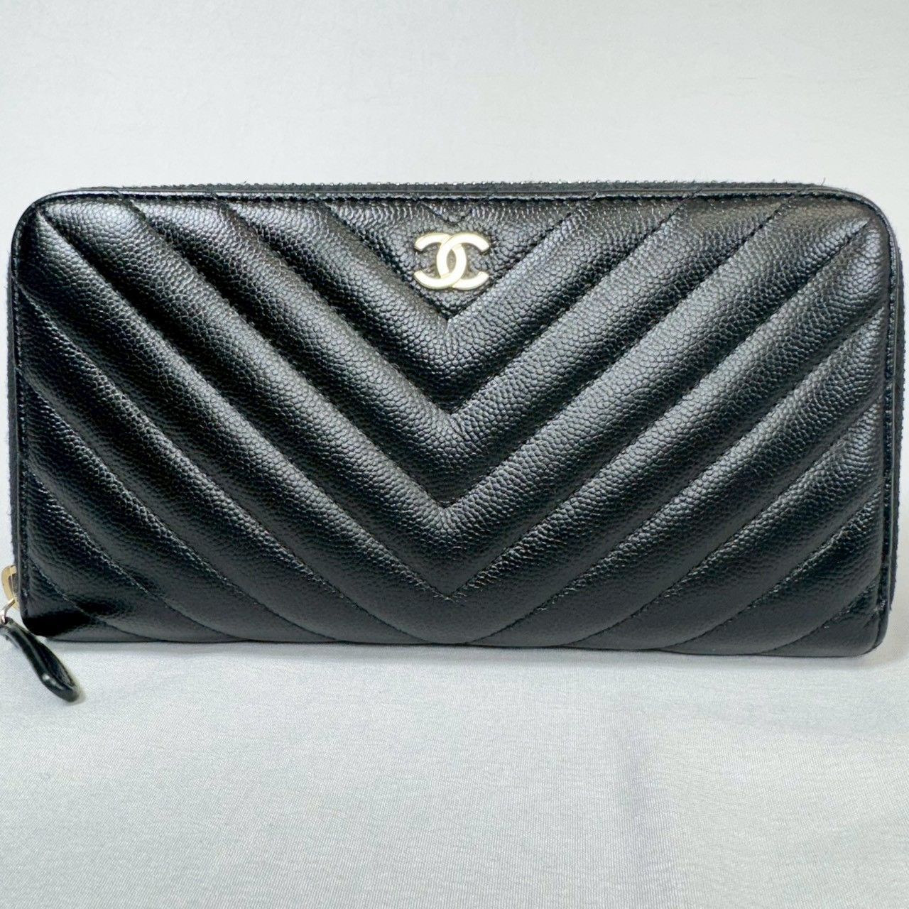 美品】CHANEL シャネル Vステッチ ラウンドジップ 長財布 ブラック