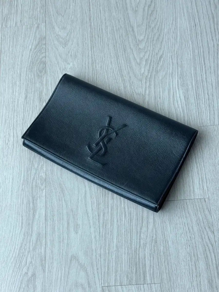 Saint Laurent サンローラン ベル ド ジュール モノグラム フラップ クラッチバッグ ブラック