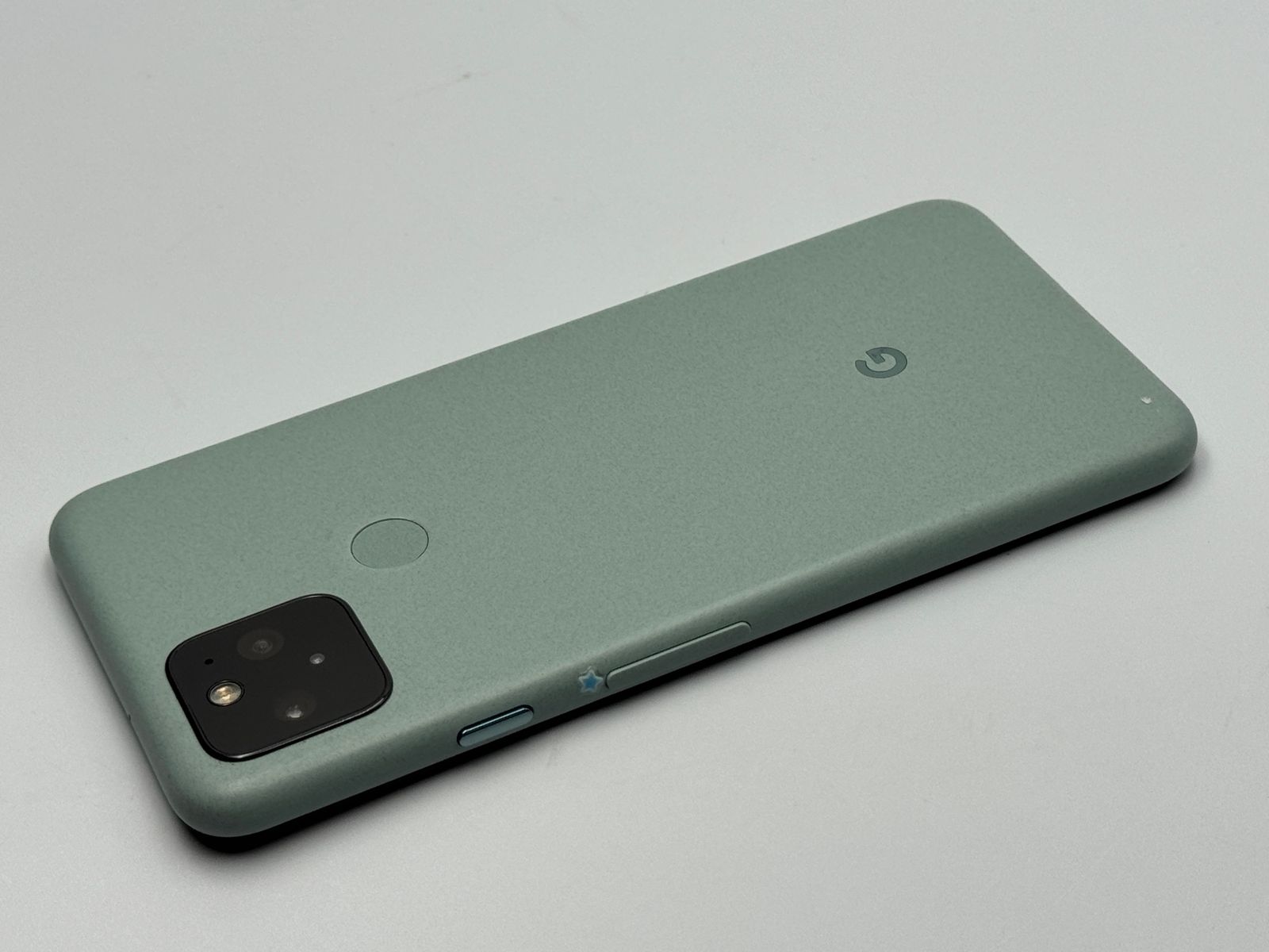 液晶不良】Pixel 5 Sorta Sage 128GB SIMフリー - メルカリ