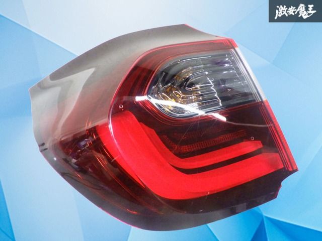 ストア出品】フィット GR1 GR2 GR3 GR4 ホンダ純正 テールライト