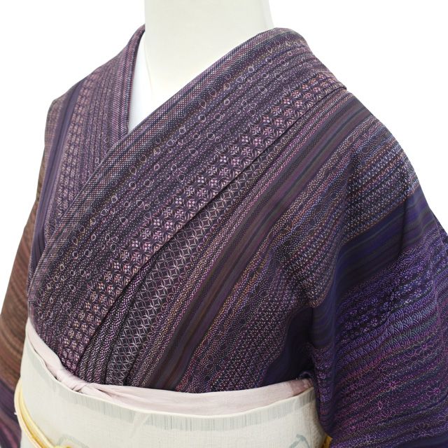 中古】 小紋 着物 正絹 袷 手染め 紫 茶 ベージュ ブラウン 黒 縞 青海