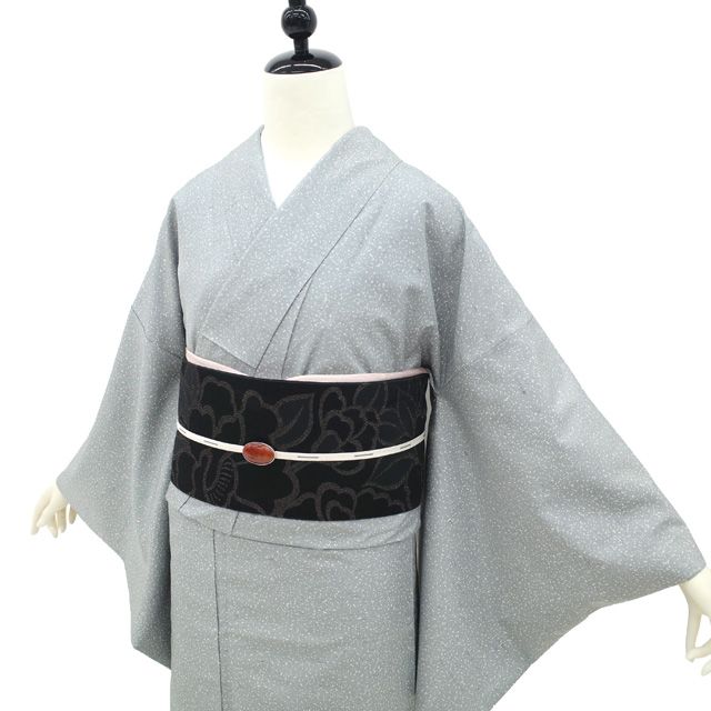 中古】 本場牛首紬 着物 正絹 袷 手染め たたき染 ライトブルーグレー