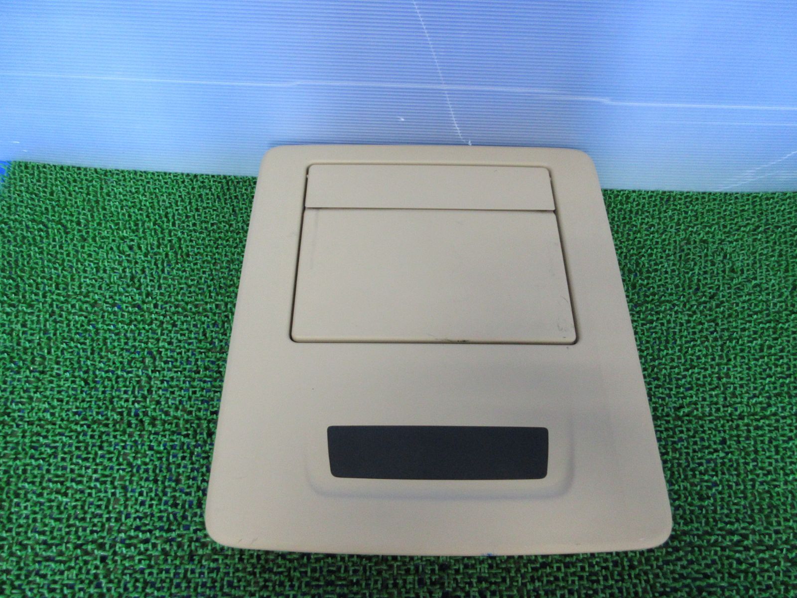 ★SFC6750/動作OK アルファード/ヴェルファイア20系 ANH20W ANH25W GGH20W GGH25W前期 純正リアフリップダウンモニター 86680-58040