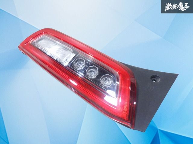 ストア出品】N-WGN JH3 JH4 ホンダ純正 テールランプ テールライト 左 
