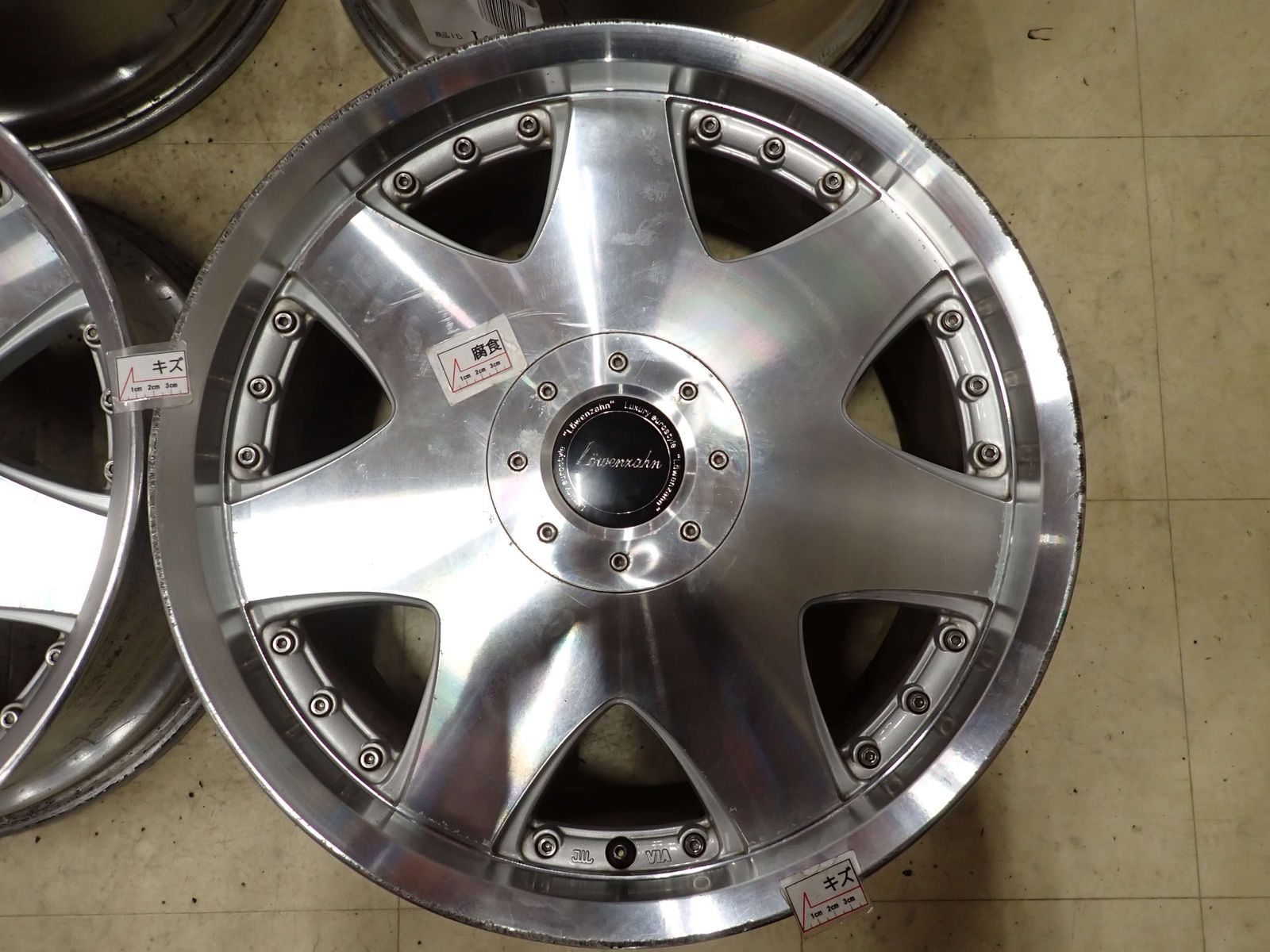 4本 会社宛 送料無料 19×8J 9J Lowenzahn レーベンツァーン DH7 アルミ 