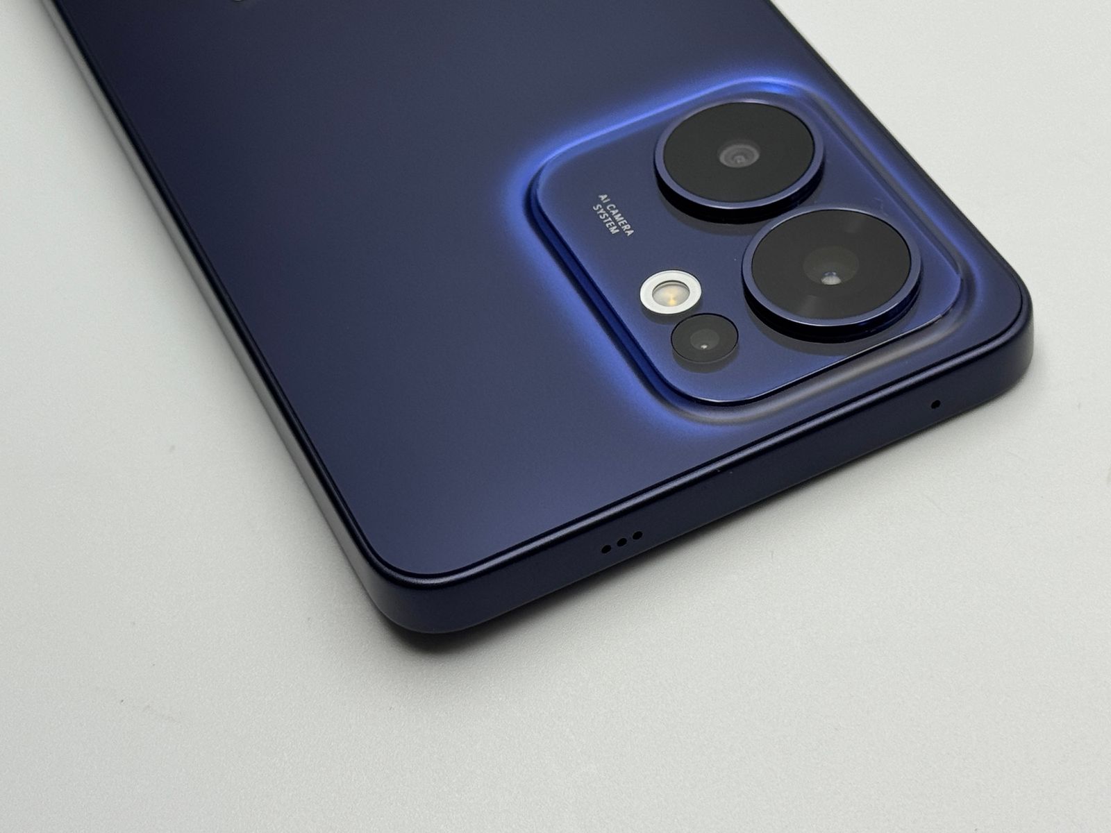 中古A】OPPO Reno13 A SIMフリー ルミナスネイビー - メルカリ