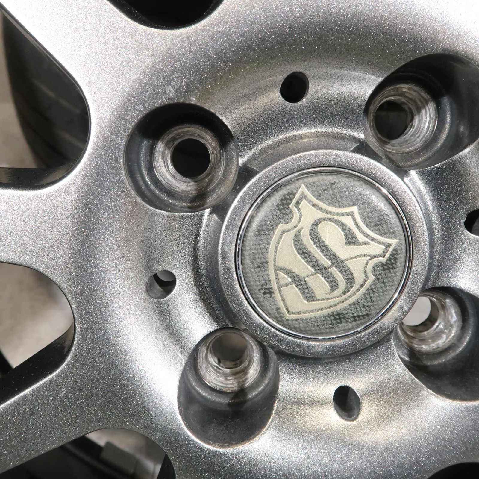 トヨタ アクア ヤリス ホンダ フィット 等 4本 社外 15インチ 5.5J +45