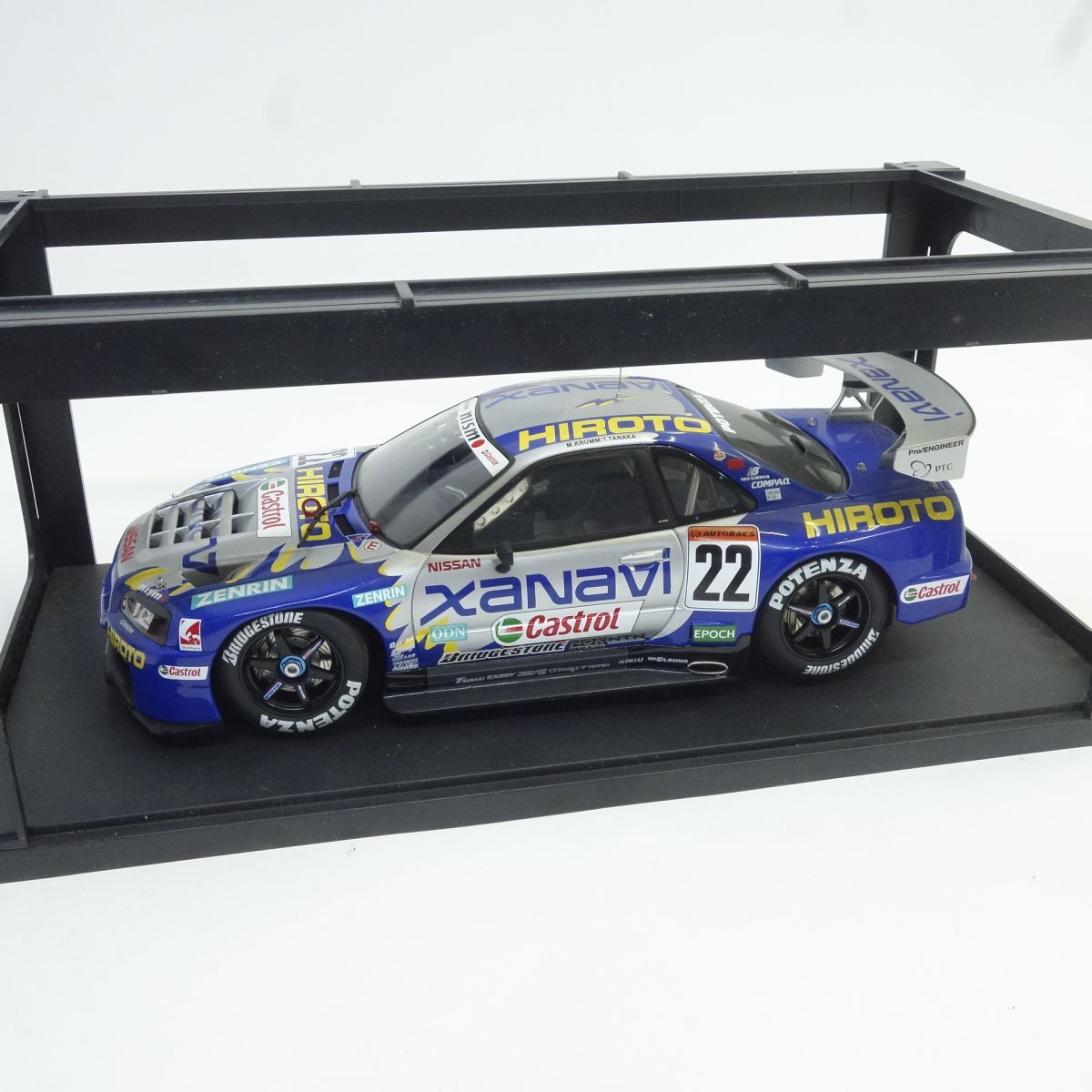 オートアート NISSAN SKYLINE JGTC 2001 #22 XANAVI HIROTO GTR (R34