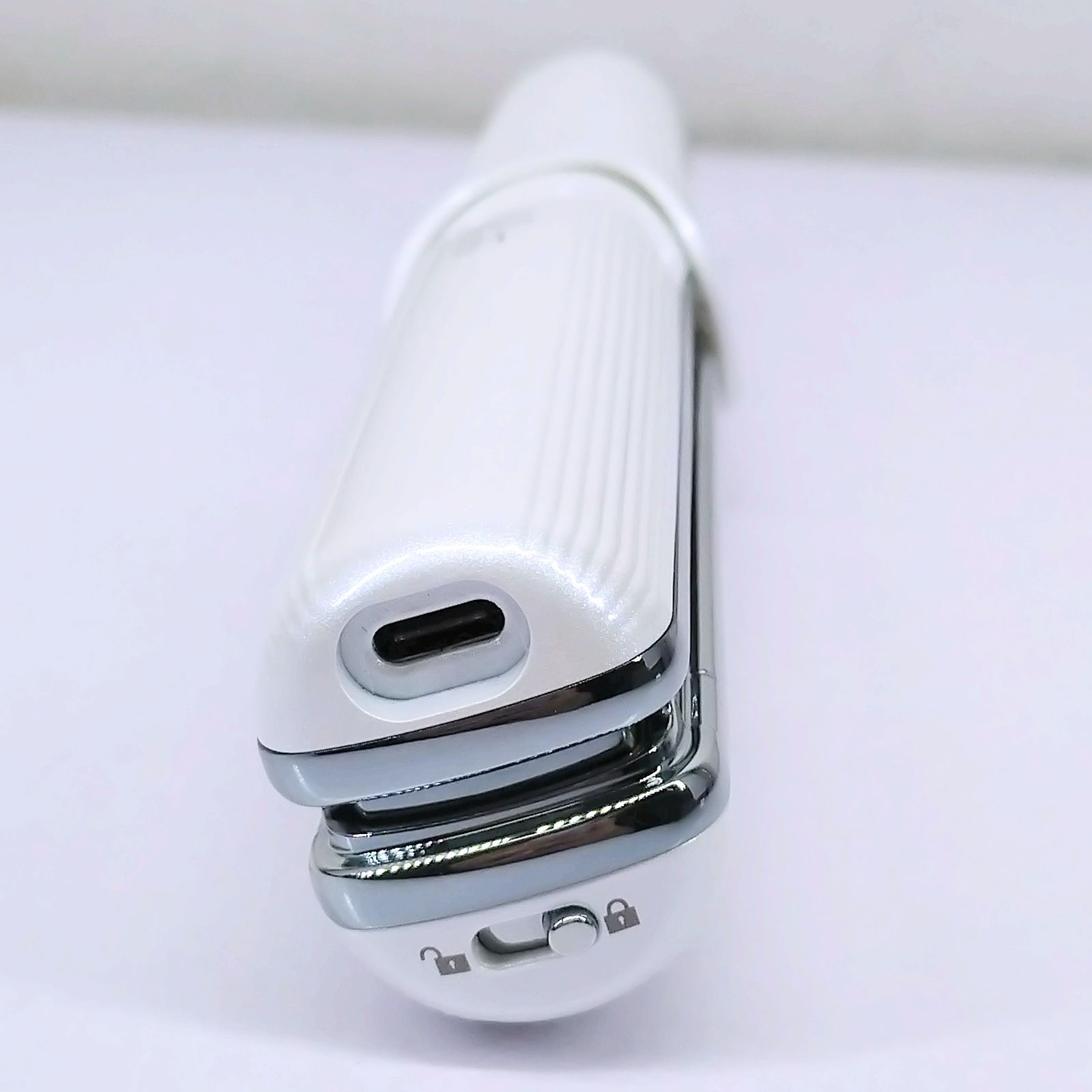 ReFa フィンガーアイロン RE-AI02A MTG ReFa BEAUTECH FINGER IRON RE-AI02A [ホワイト] 価格比較 - 価格.com
