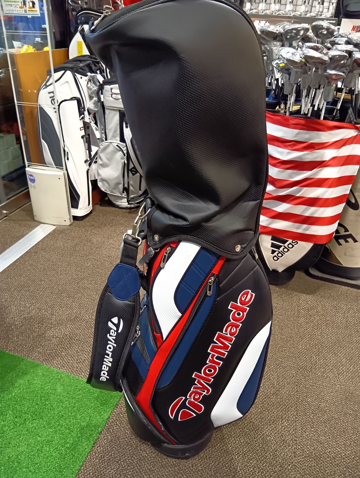 TaylorMade TD267 キャディバッグ 9インチ Cb【中古品】テーラーメイド TM22 スポーツモダンキャディバッグ 9.5型