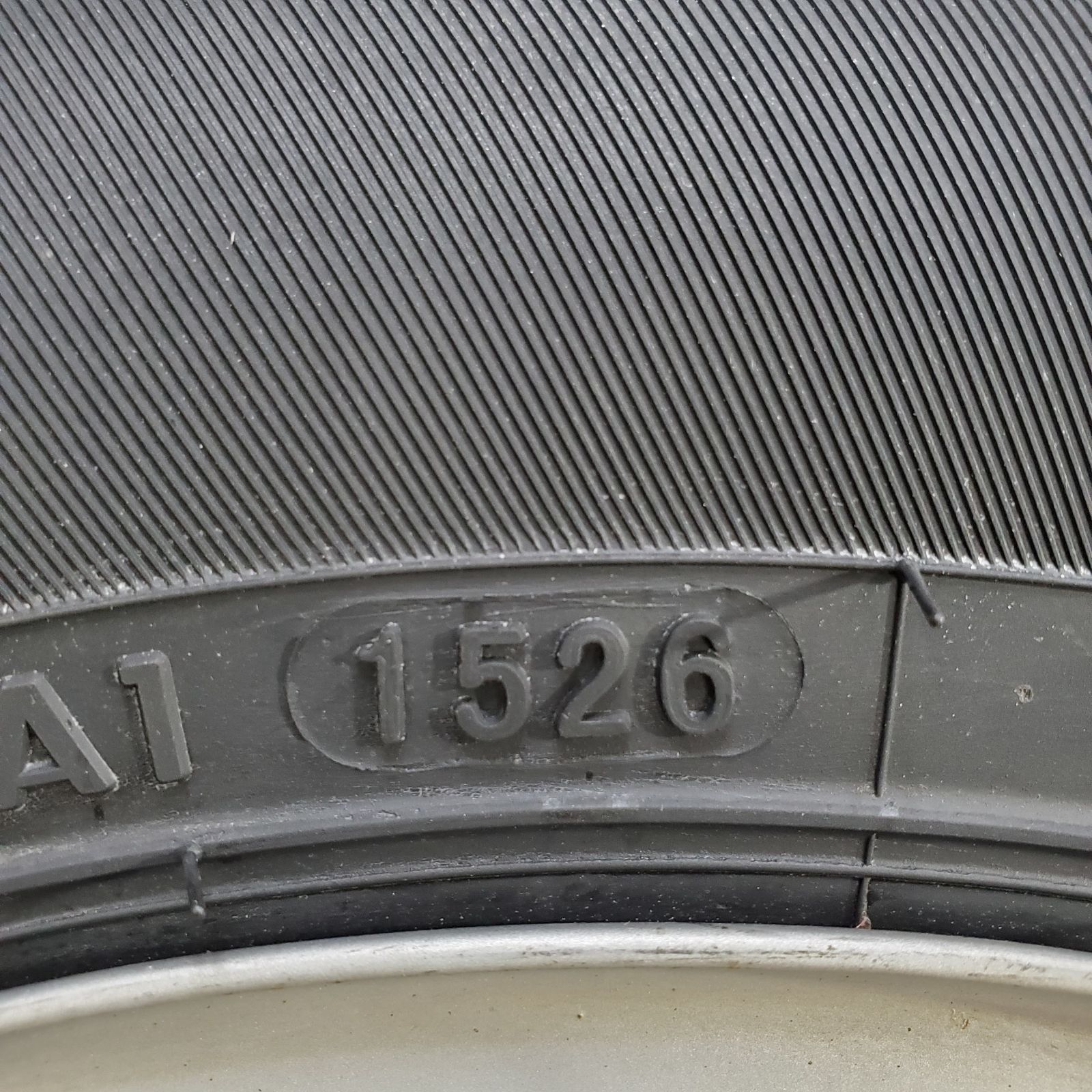 26年製 新品タイヤ 145/80R12 80/78N LT ヨコハマ スーパーバン356(夏