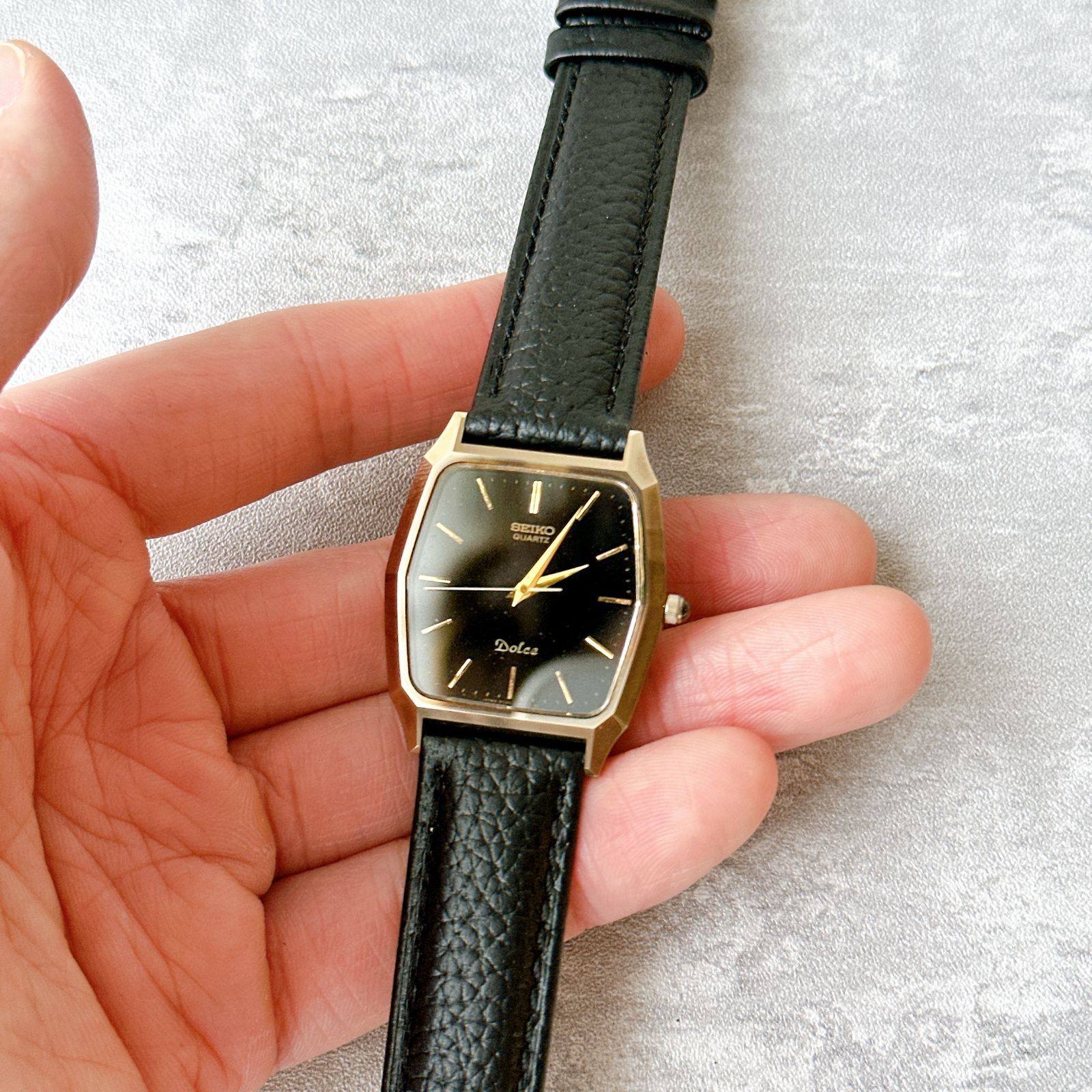 稼働 SEIKO Dolce 腕時計 スクエア アンティーク レザー ブラック SEIKO DOLCE セイコードルチェ 6030-5480 ブラック文字盤 ヴィンテージ