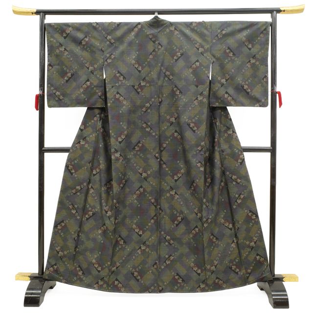 新古品】 本場奄美大島紬 着物 未使用 正絹 袷 恵絹織物 泥染め 7