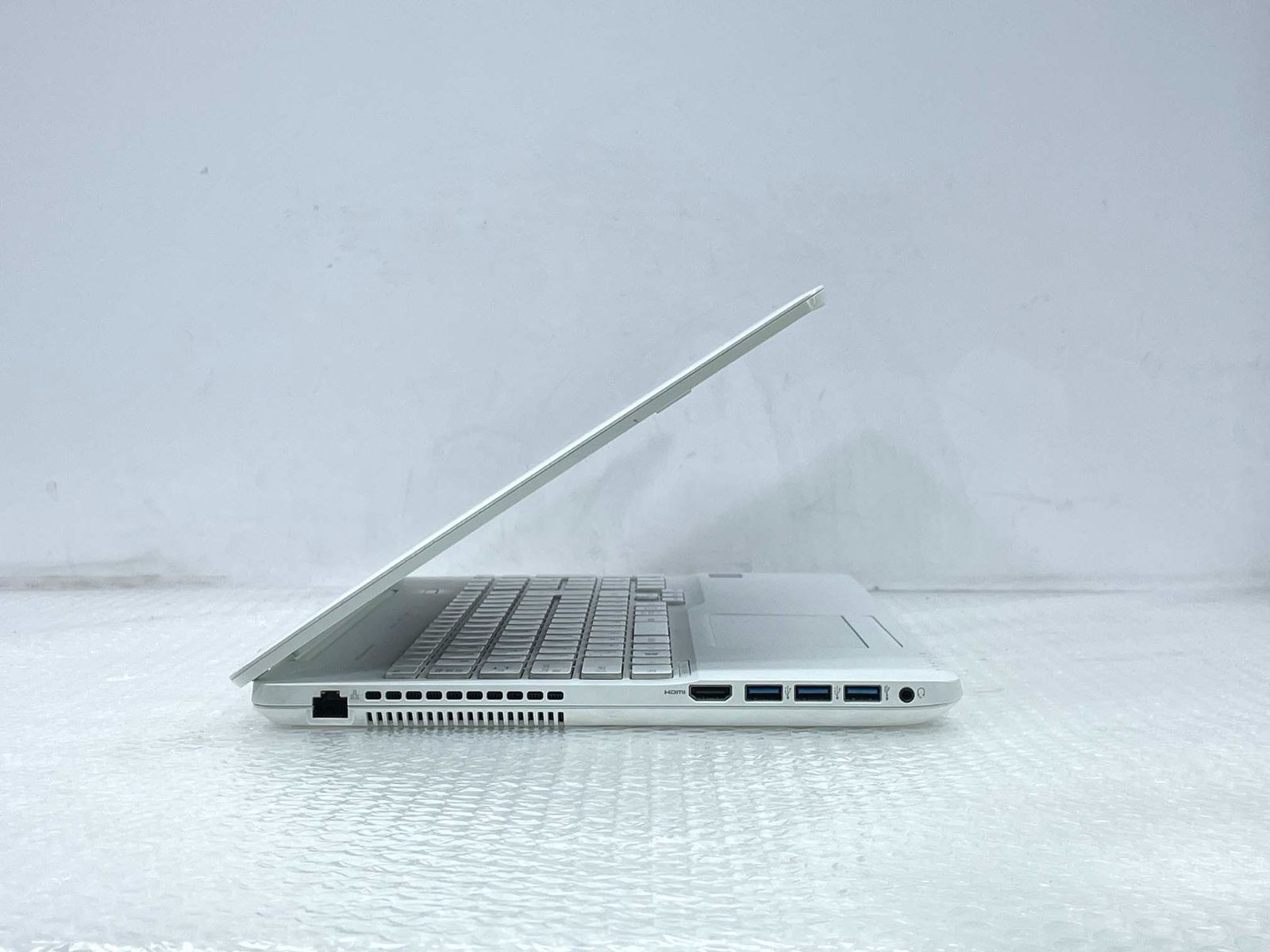 富士通 LIFEBOOK AH50/A3 i7-6700HQ/4GB/500GB HDD/Windows11/15.6型HD