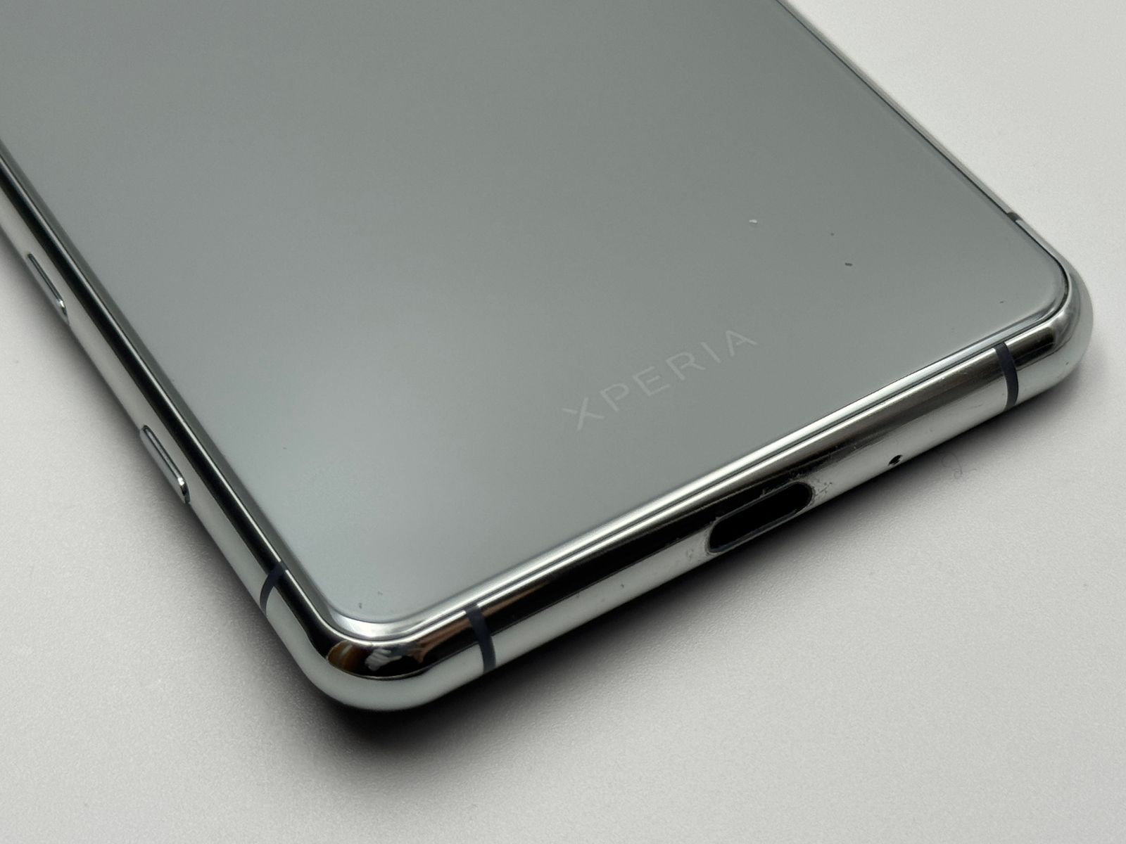 中古C Xperia 5 II A002SO グレー 128GB SIMフリー - メルカリ