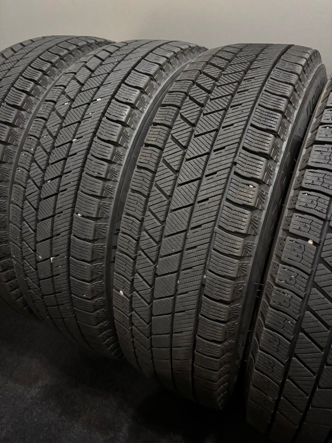 ★175/65R15 BRIDGESTONE/VRX3 22年製 スタッドレス 4本 ブリヂストン ブリザック アクア ヤリス フィット (4-M284)