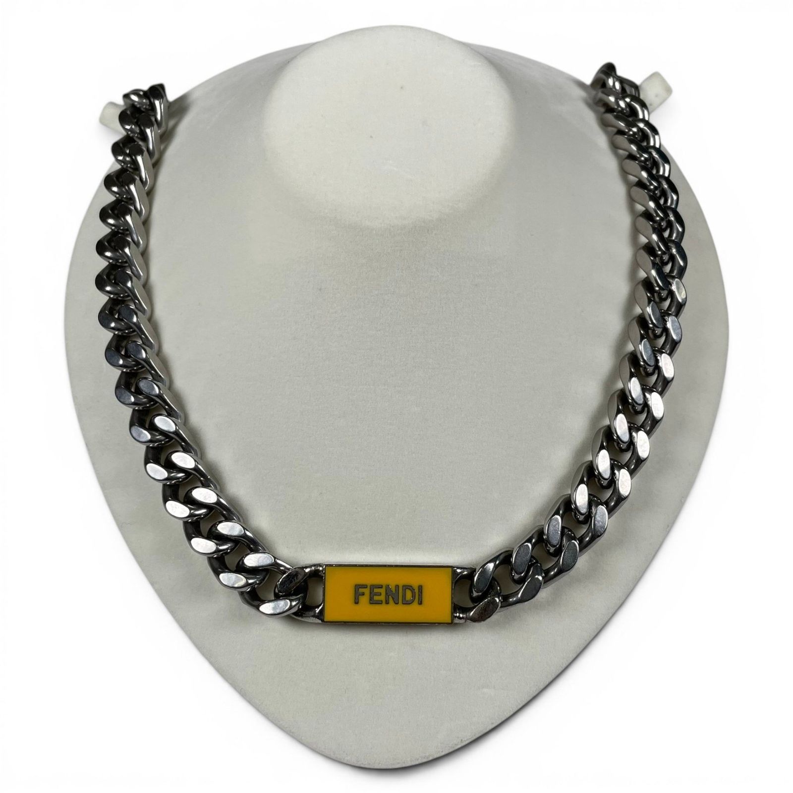 FENDI フェンディ ネックレス チェーン ロゴプレート - メルカリ