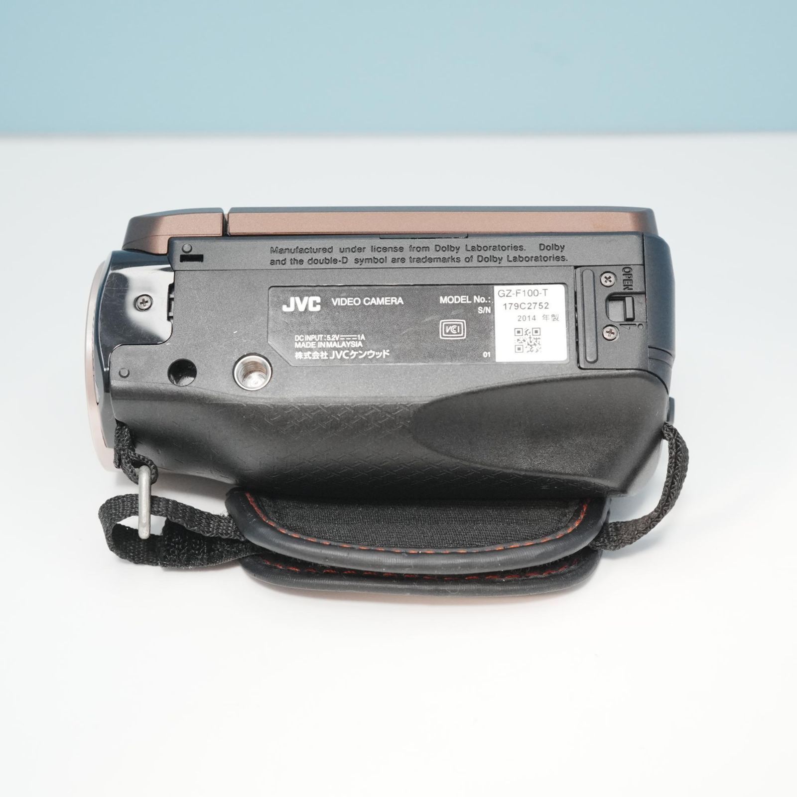 JVC Everio GZ-F100-T ビデオカメラ スマホ転送OK フルセット 美品 JVC Everio GZ-F100-T ビデオカメラ スマホ転送OK フルセット 美品