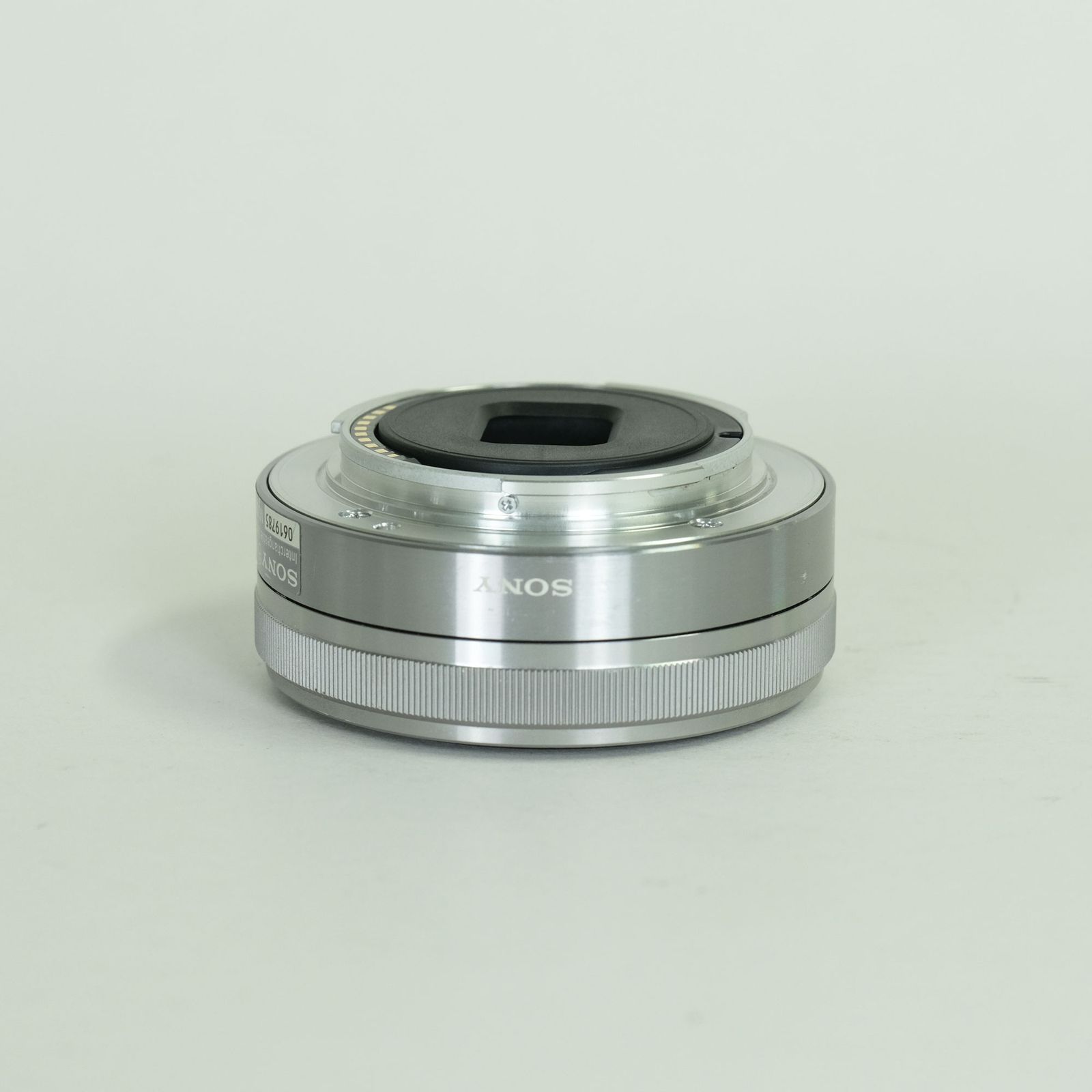 良品] SONY E 16mm F2.8 SEL16F28 | SONY Eマウント - メルカリ