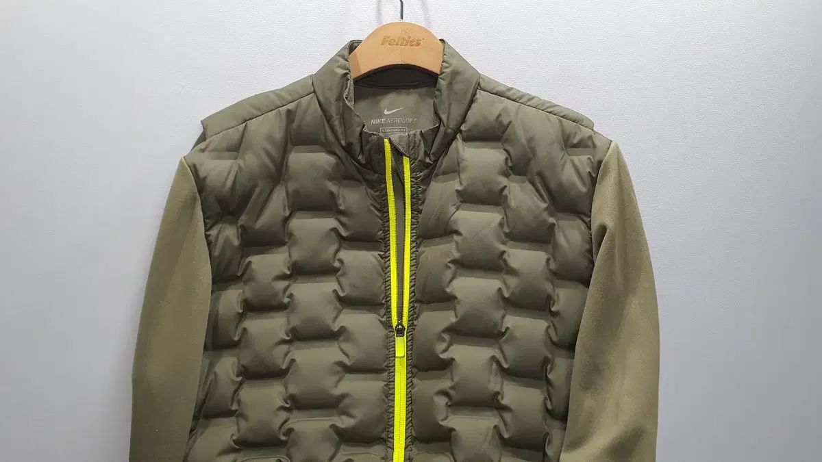 NIKE GOLF(ナイキゴルフ) エアロフト ジャケット オリーブ COLOR 100 サイズ