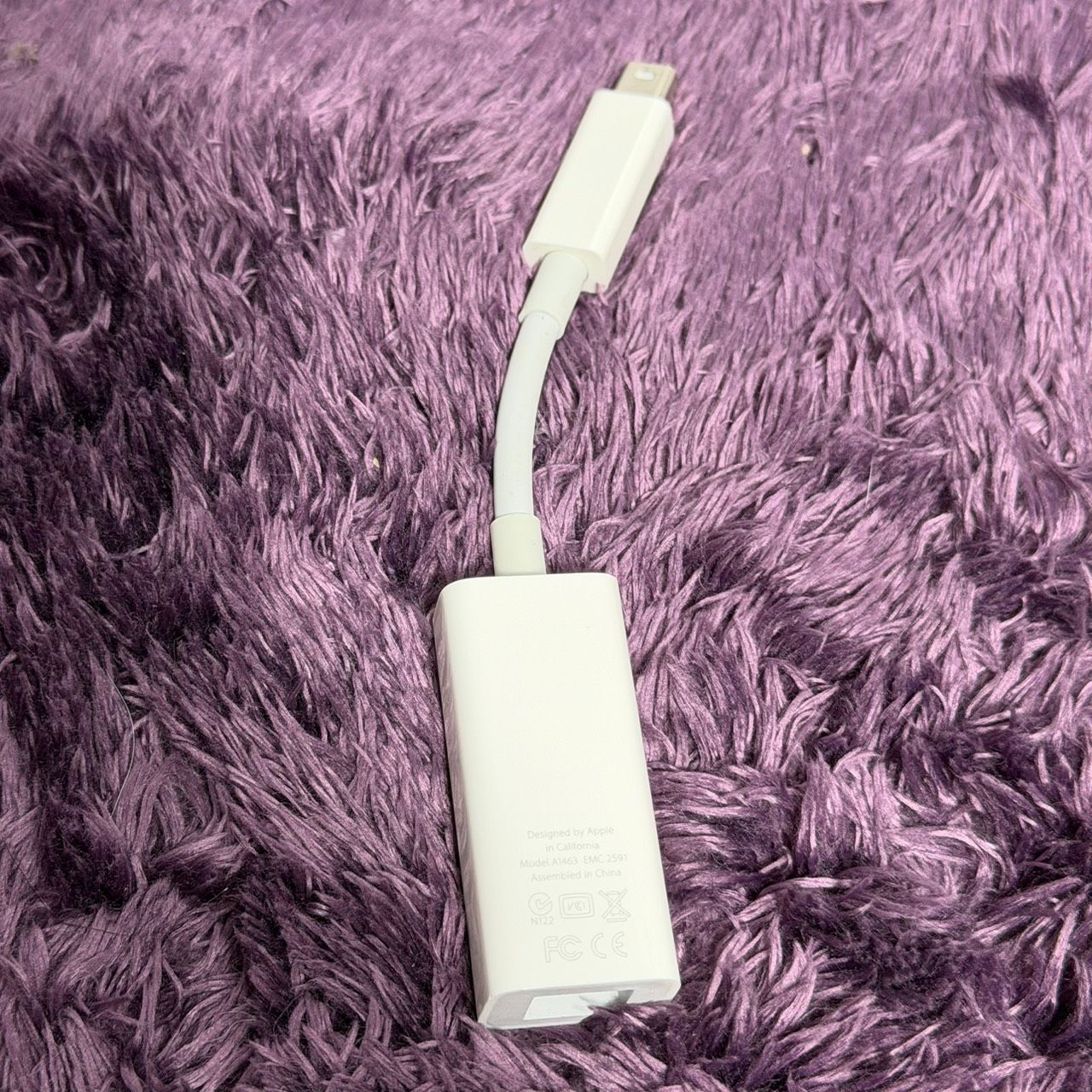 美品！Apple A1463 Thunderbolt 2 - FireWire 800 変換アダプタ - メルカリ