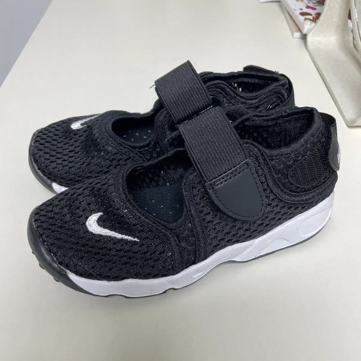 ナイキ レア リフト キッズ 160 (新品)