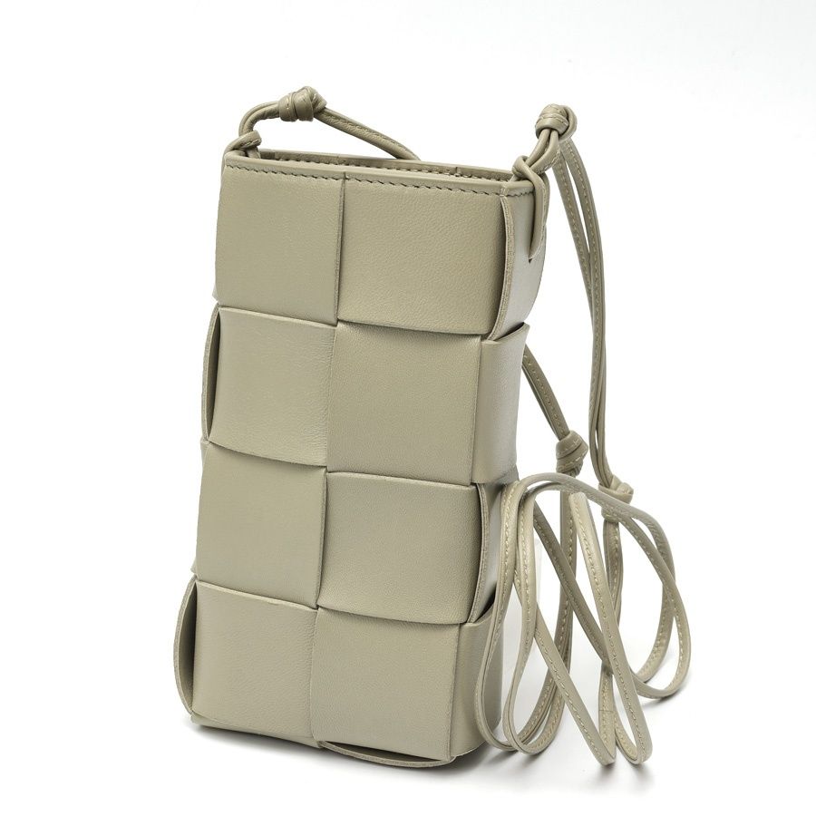 ボッテガヴェネタ / BOTTEGA VENETA　フォン ホルダー / スマホ ポーチ　730541　カセット イントレチャート レザー　ライトカーキ系 【中古】