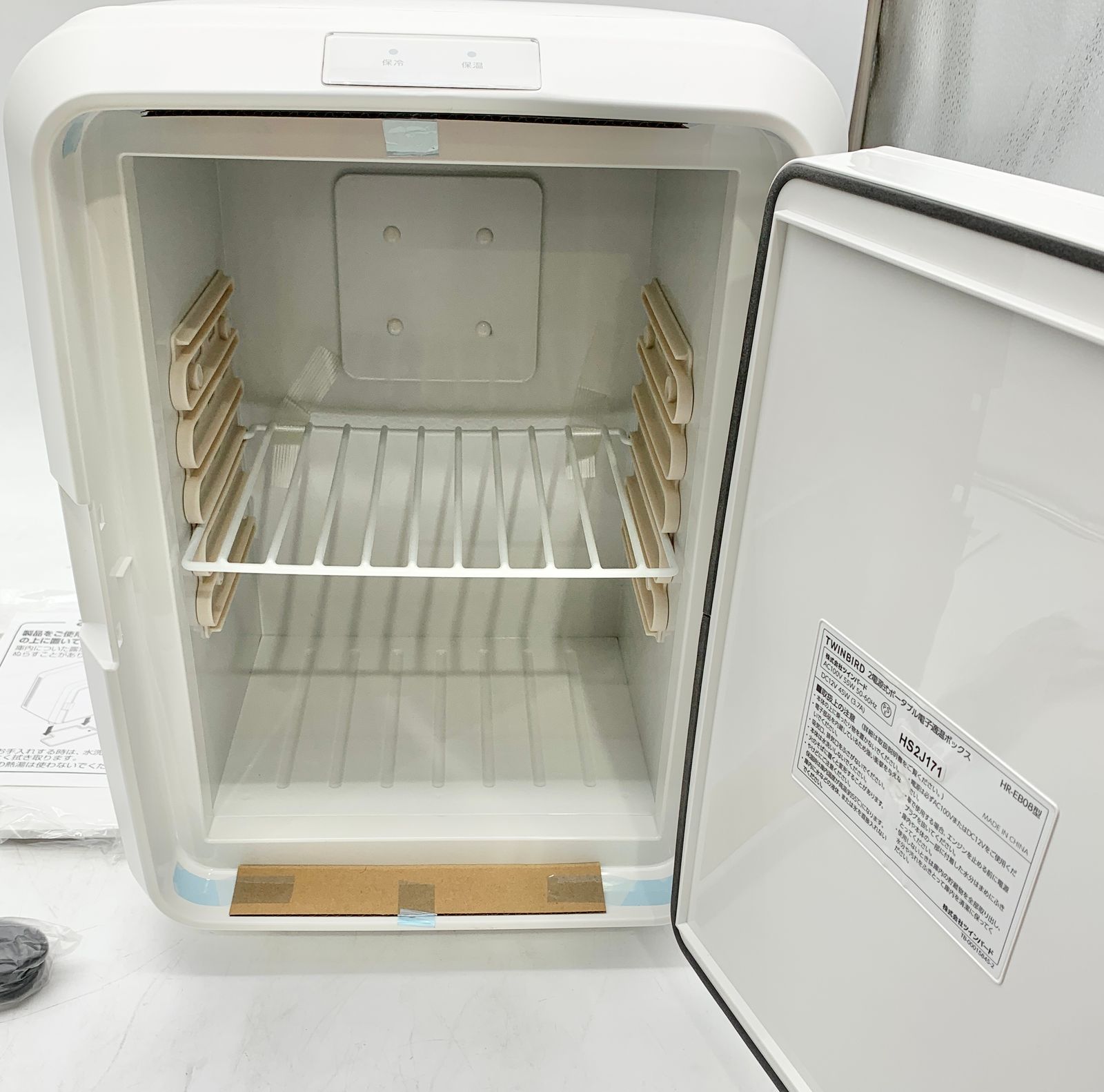 開封済・未使用品】ツインバード ホワイト 2電源式ポータブル電子保冷