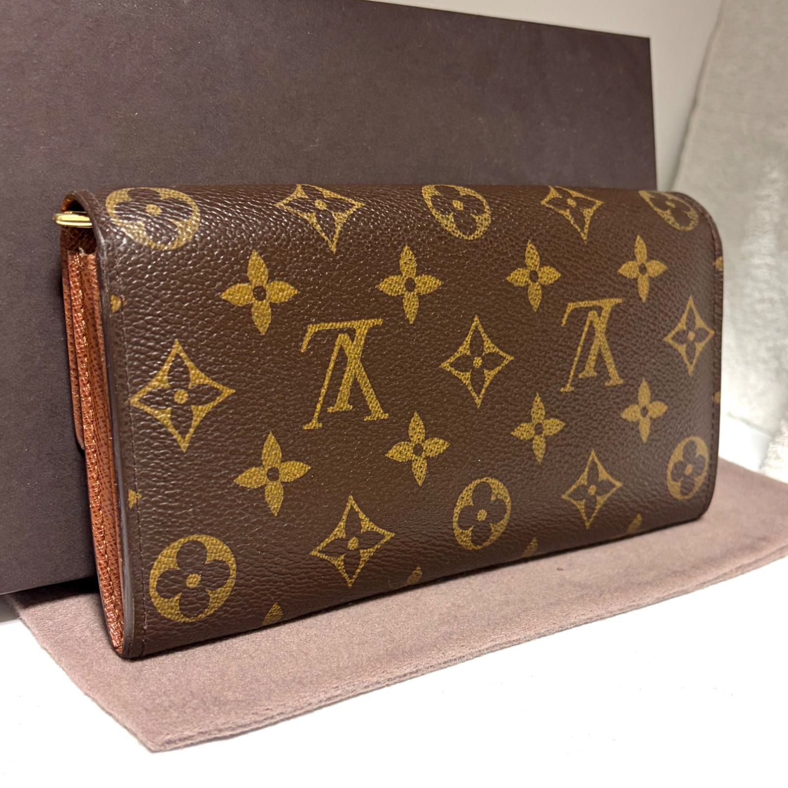 LOUIS VUITTON 二つ折り長財布 ポルトフォイユサラ 旧型 d26 ポルトフォイユ サラ 旧型 Louis Vuitton ルイ ヴィトン 2つ 折り