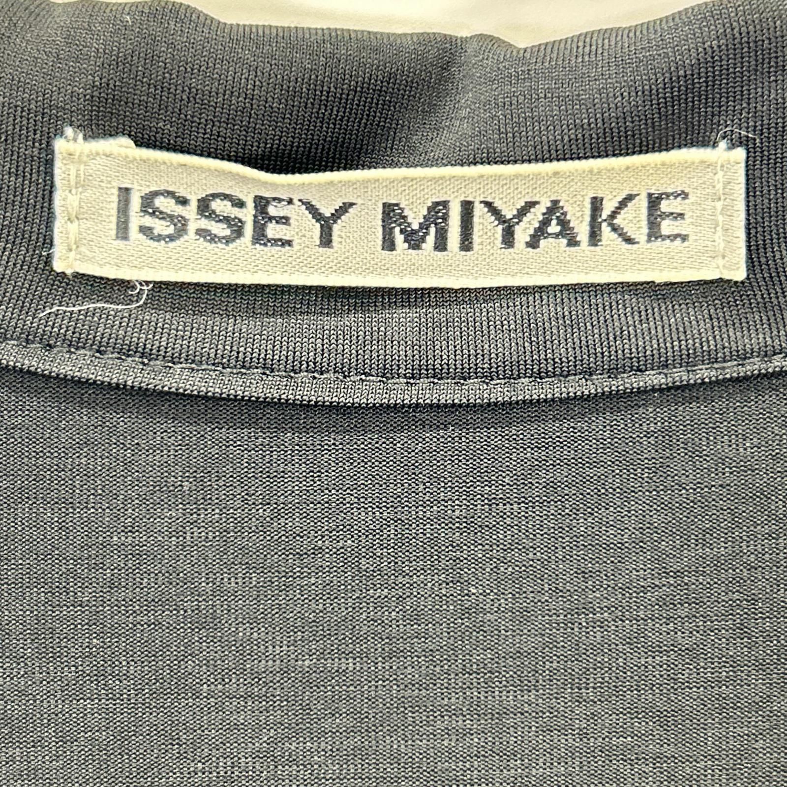 ISSEY MIYAKE イッセイミヤケ IM14JK033 ブラック レーヨン ストレッチ ISSEY MIYAKE イッセイミヤケ IM14JK033 ブラック レーヨン ストレッチ