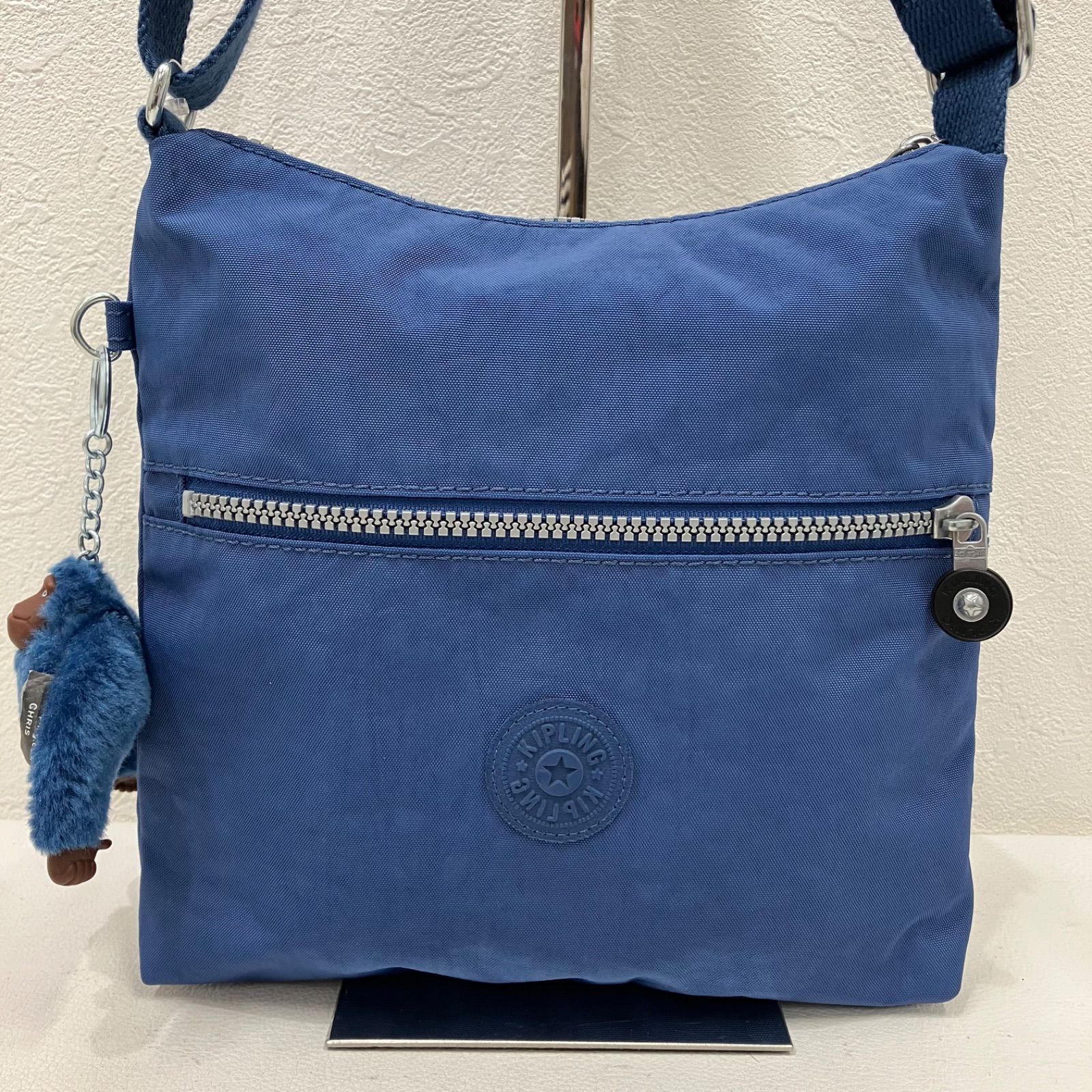 2685 KIPLING キプリング ショルダーバッグ 斜めがけ 紐調節可能 