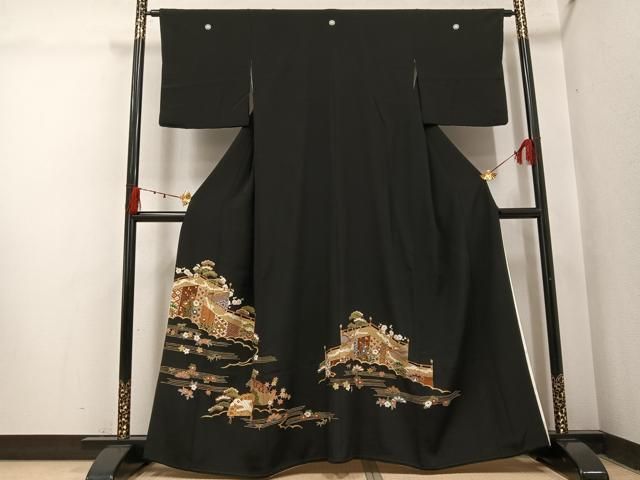 平和屋着物●創業460年・千總　黒留袖　刺繍　松竹梅檜扇草花文　金彩　三越扱い　正絹　逸品　AABI4840ph