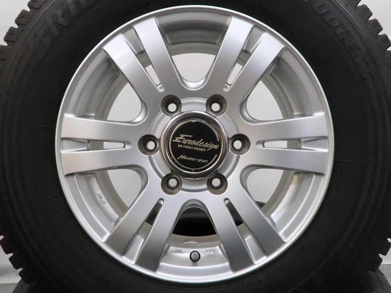 15インチ ハイエース 139.7 6穴 195⁄80R15 200系 アルミホイール 