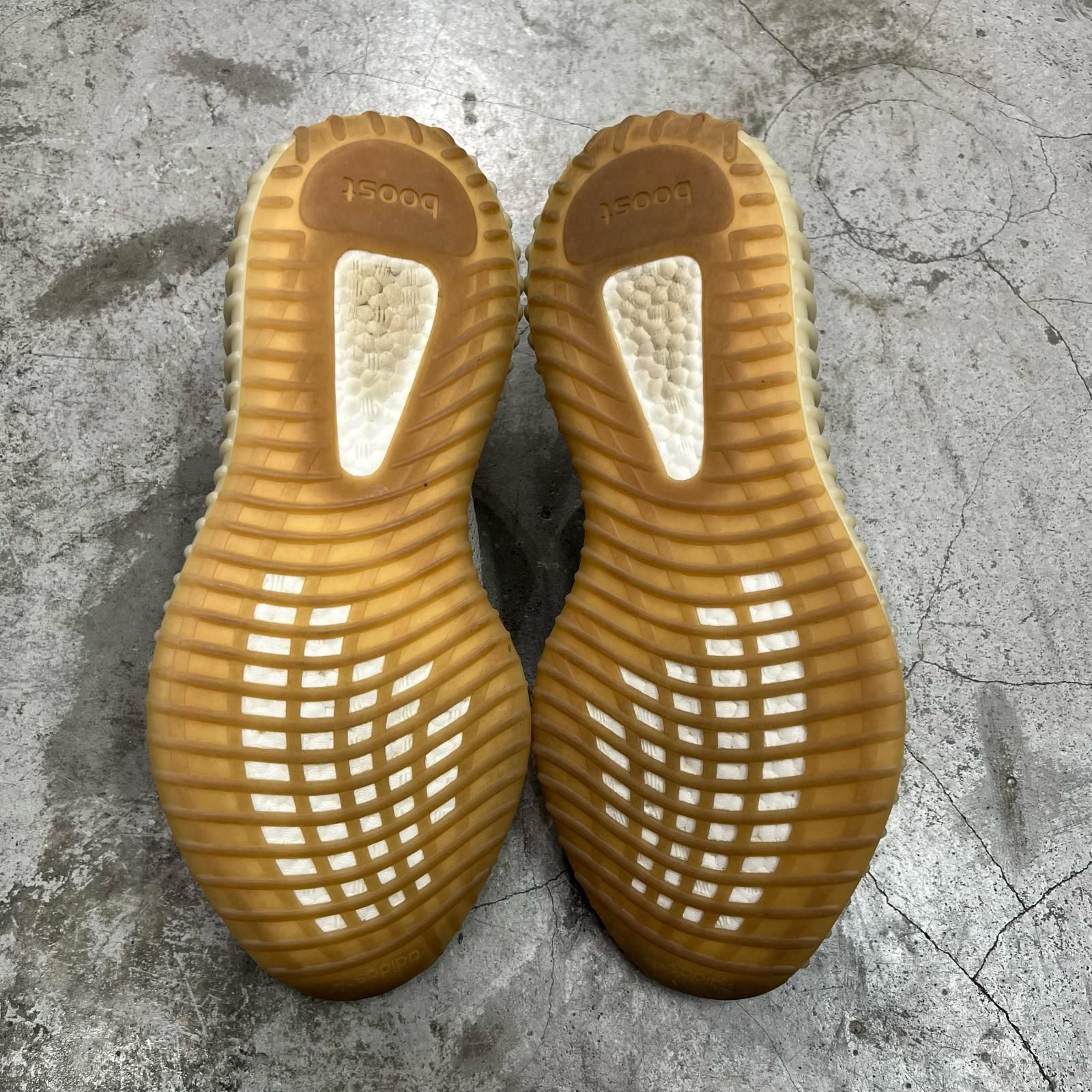 adidas YEEZY BOOST 350 V2 イージーブースト セサミ アディダス 