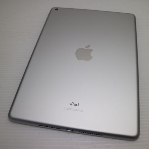 超美品 iPad7 第7世代 wi-fiモデル 128GB シルバー 本体 土日祝発送OK