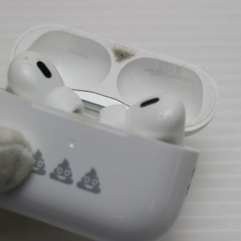 AirPods Pro 第2世代 Lightningモデル（中古・使用感あり） 良品中古 AirPods Pro 第2世代 lightningモデル ホワイト Apple