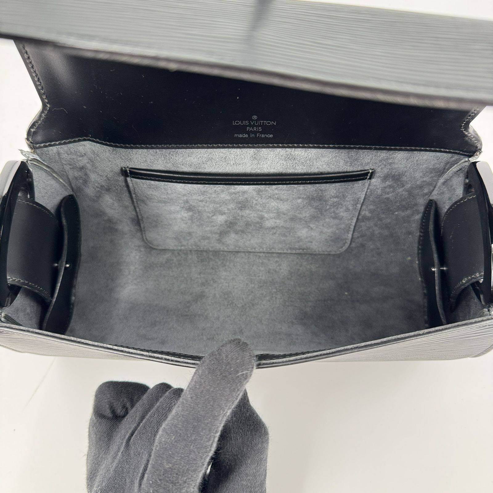 LOUIS VUITTON エピ ノクターン PM ブラック ショルダーバッグ M52182
