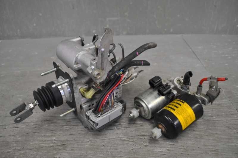 ABSアクチュエーター ブレーキブースター ブレーキポンプ (ZVW30) プリウス L 前期 47270-47030 47070-47050 s024562C