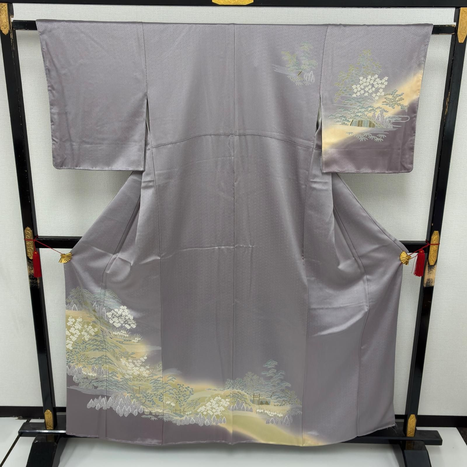 付け下げ 正絹 紋なし 美しい染めの花 パールトーン加工 袷 着物 MK